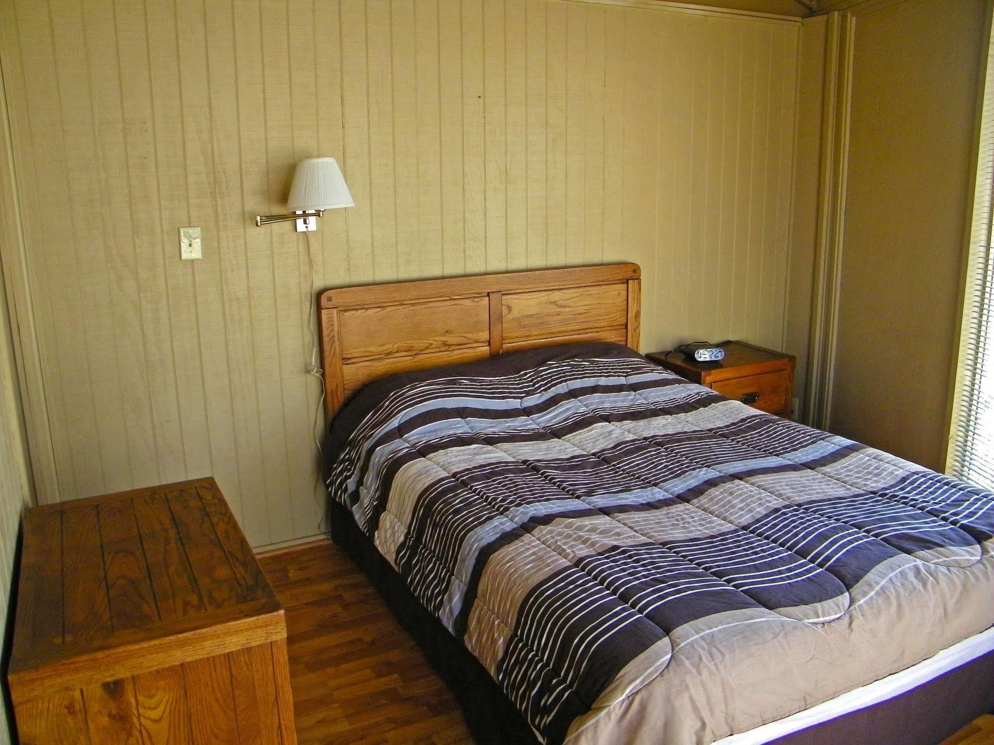Lake Myers Rv & Camping Resort Mocksville Zewnętrze zdjęcie